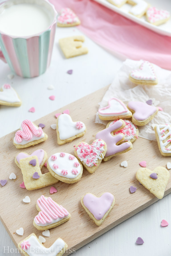 Valentine's Day Cookies, Valentine's Day dessert, cookie recipe, cookie decorating, heart cookies